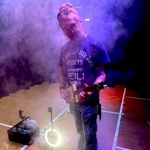 Meet your Posher, Todd